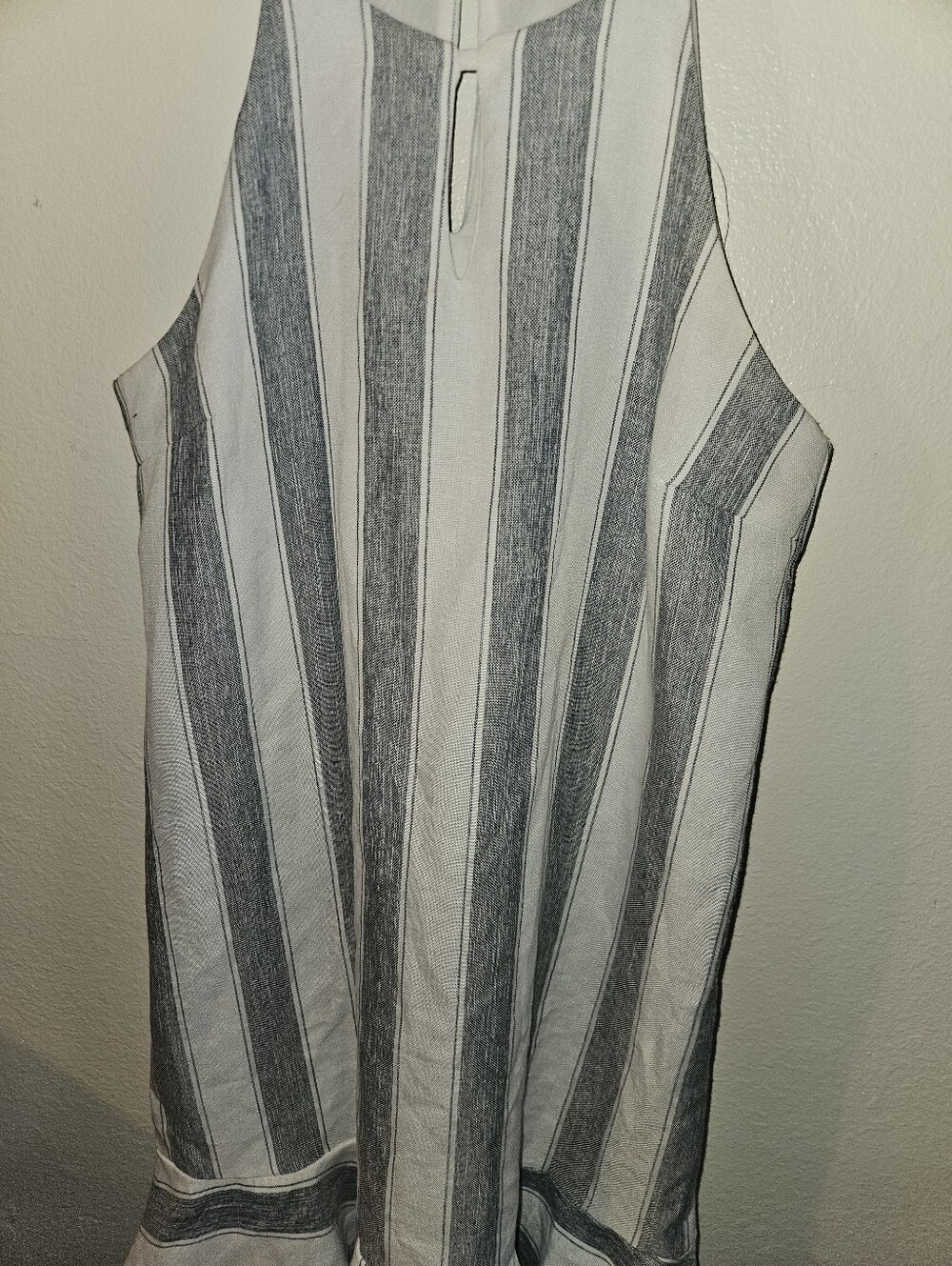 She + Sky Womans Vertical Striped Ruffle Dress Size M - Picture 5 of 13